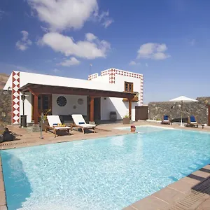  Villa Hero Spain