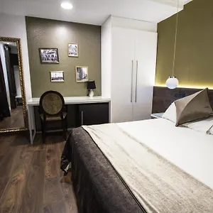 3* מלון Moderno