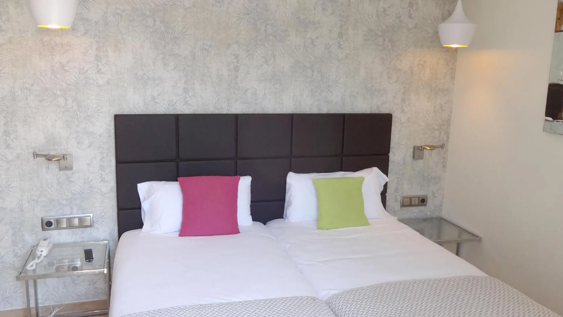 ברצלונה Hotel Lloret Ramblas
