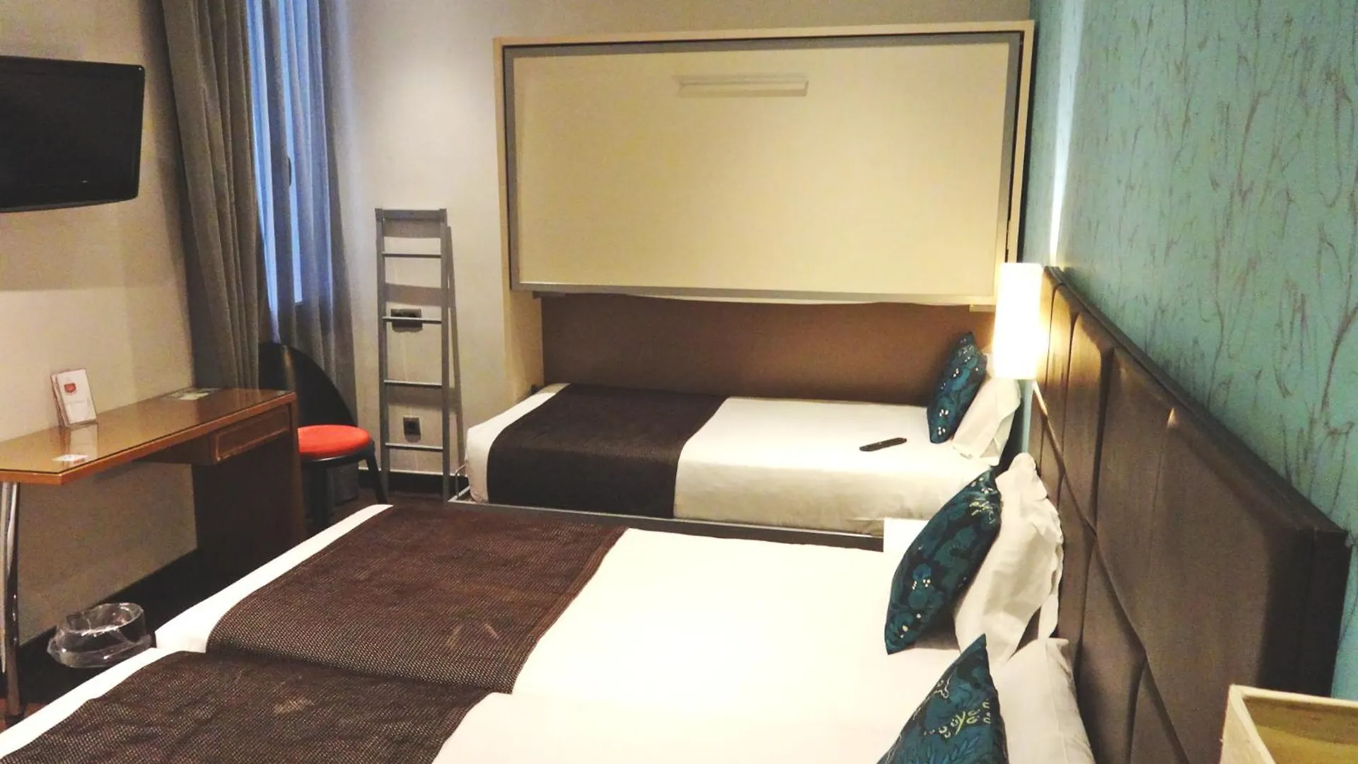 ברצלונה Hotel Lloret Ramblas