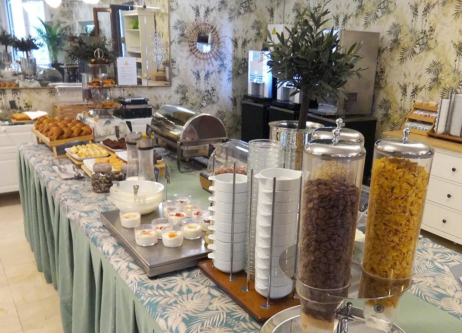 ברצלונה Hotel Lloret Ramblas
