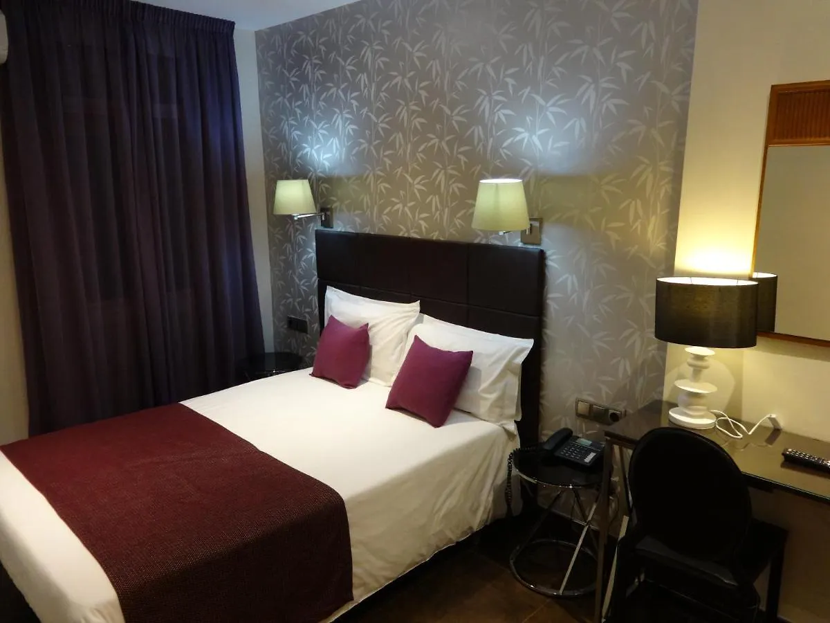 ברצלונה Hotel Lloret Ramblas ספרד